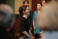 Chor mit Cristina de Simoni am Klavier